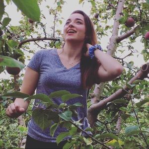 Meet your Posher, Ashley